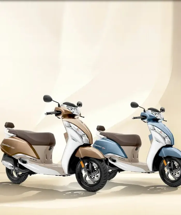 TVS Jupiter 125 scooters in bronze and blue